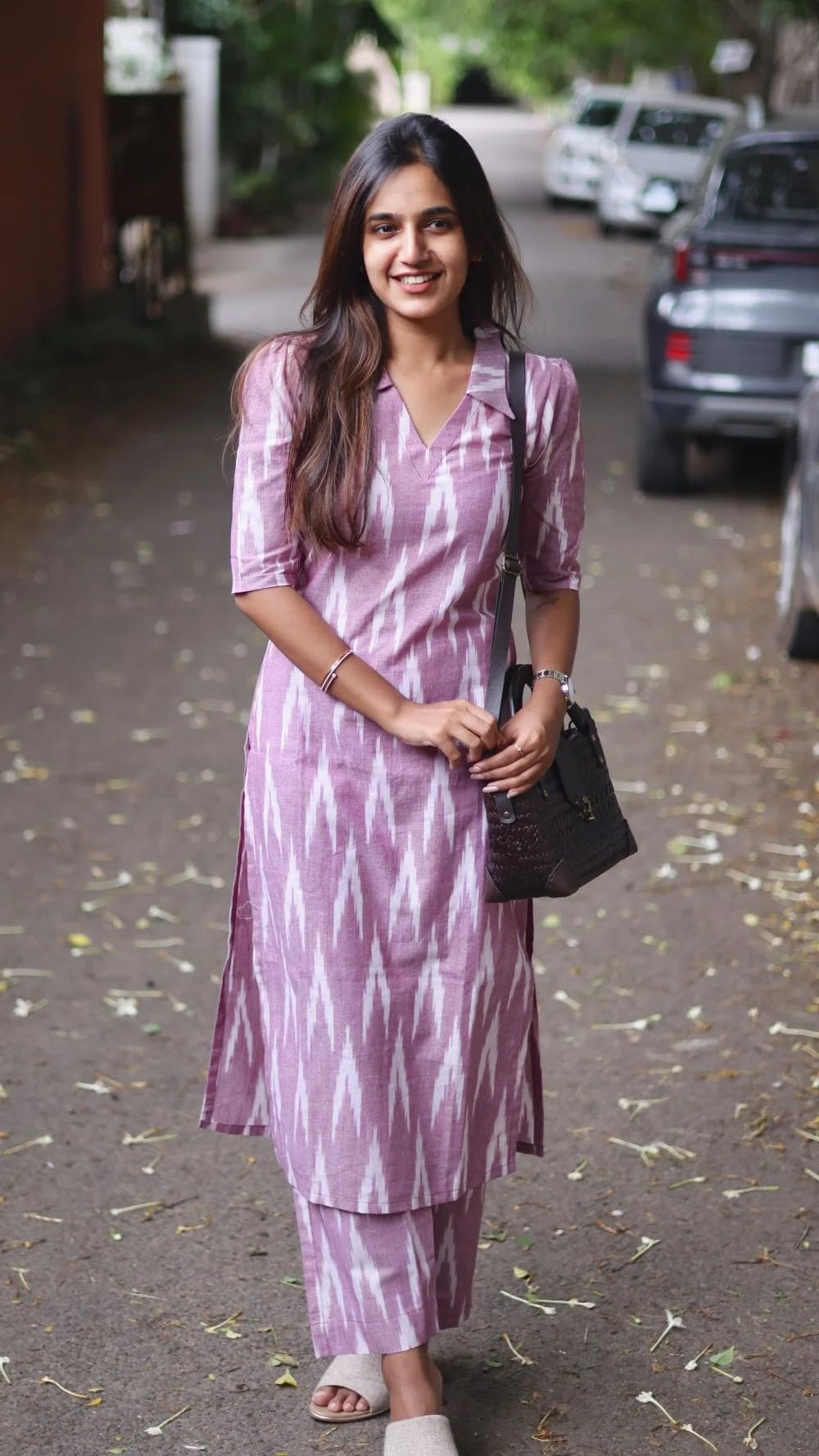 GoSriKi Women's Rayon Viscose Straight Printed Kurta with Pant (Demeter ONION-VKS01-GS_L_Lavender_Large)